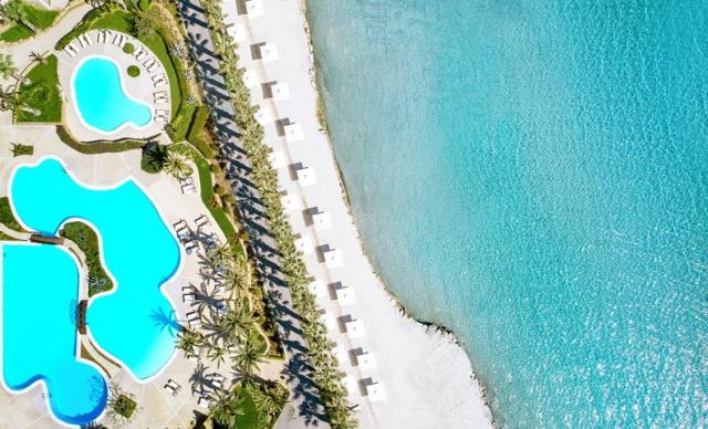 SaniBeach_main_pool_792x481.jpg