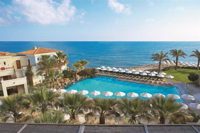01. Exotic Pool by the Beach.jpg