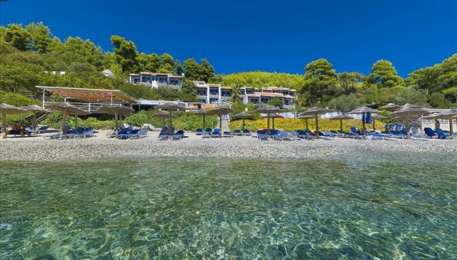 skopelosbeach7.jpg