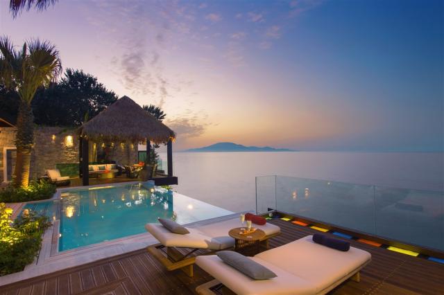 16  - Luxury Villa - Porto Zante.jpg