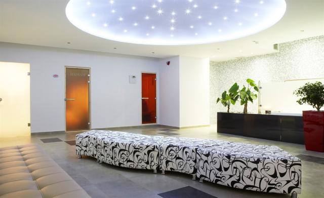 ren_spa10-0011.jpg