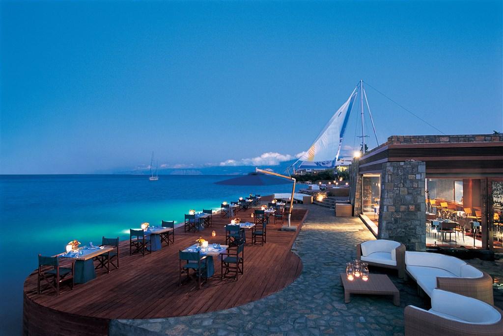 f restaurant 1.jpg
