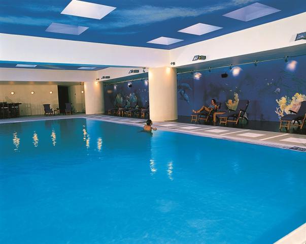 Kreta_2008#Elounda Bay indoor pool.tif