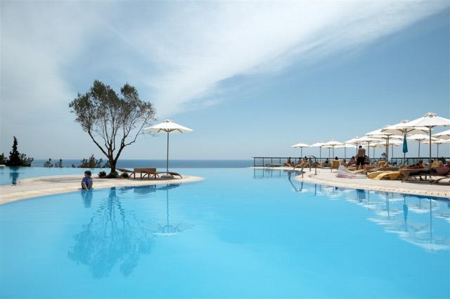 Ikos_Oceania_Pool_02.tif