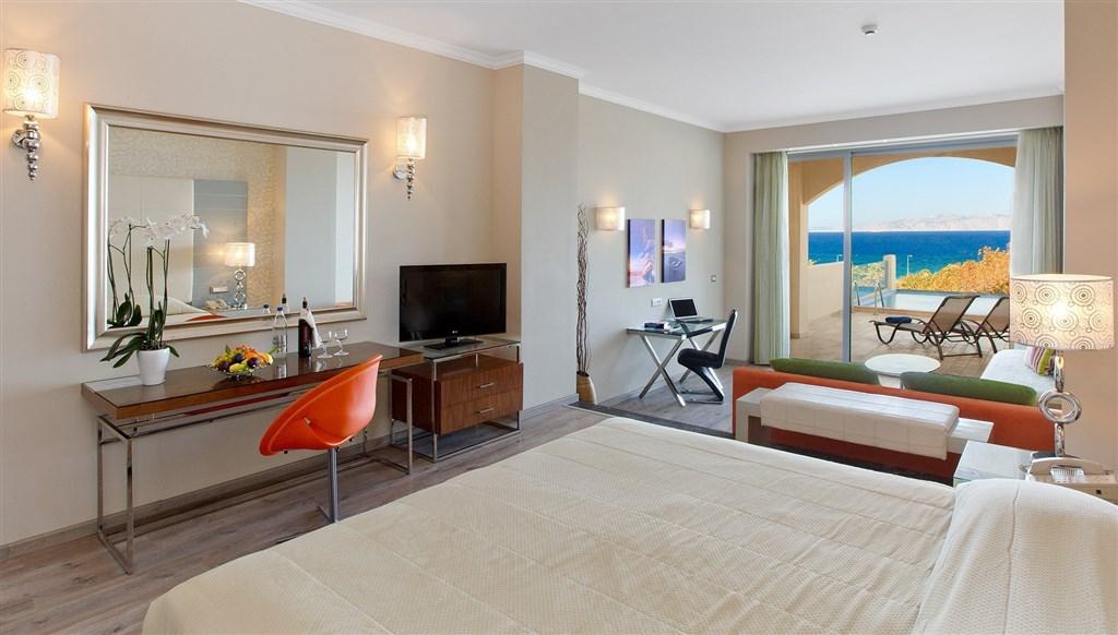 Platinum-Room1-2.jpg
