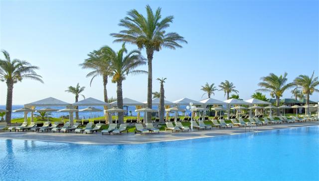 218_Outdoor_Pools_RODOS_PALLADIUM1.jpg