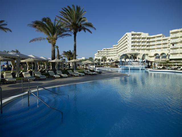 220_Outdoor_Pools_RODOS_PALLADIUM1.jpg