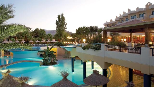 Main-Pool.jpg