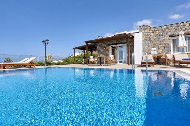 Alexander Beach Hotel & Village