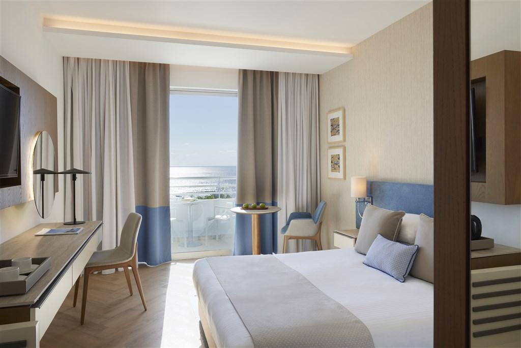 Deluxe Sea View.jpg
