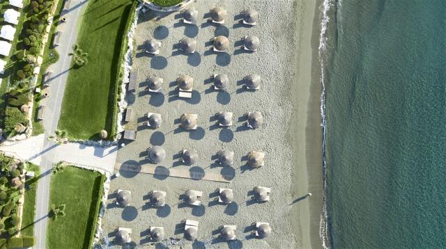 Hotel Beach.jpg