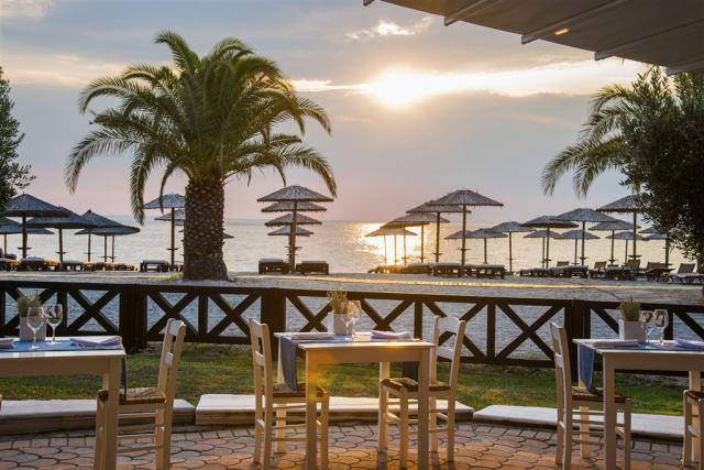 PEFKO RESTAURANT.jpg