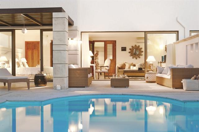 Deluxe-1-Bedroom-Bungalow-Suite-Private-Pool%2c-Sitting-and-Din