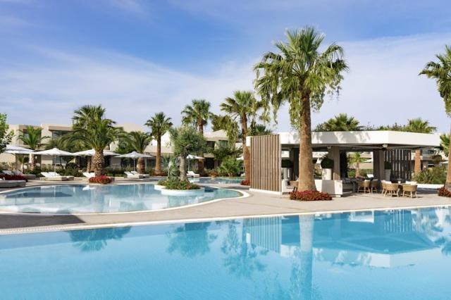 Porto Sani _ Pools 2_792x528.jpg