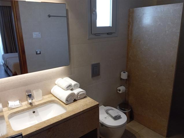 Sup Fam 2nd Bathroom.jpg