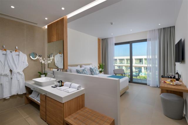 DBL Room GV.jpg