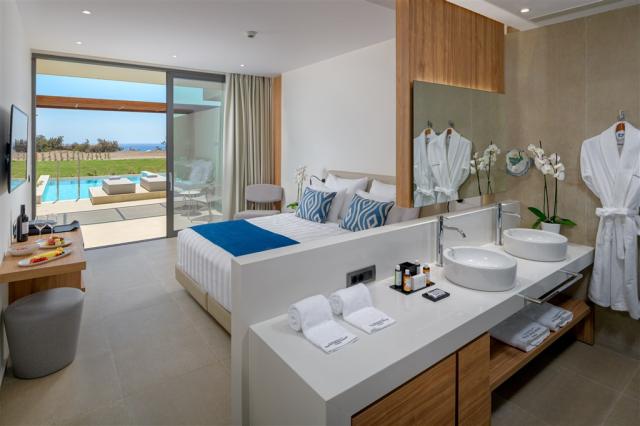 DBL Room Private Pool SV.jpg