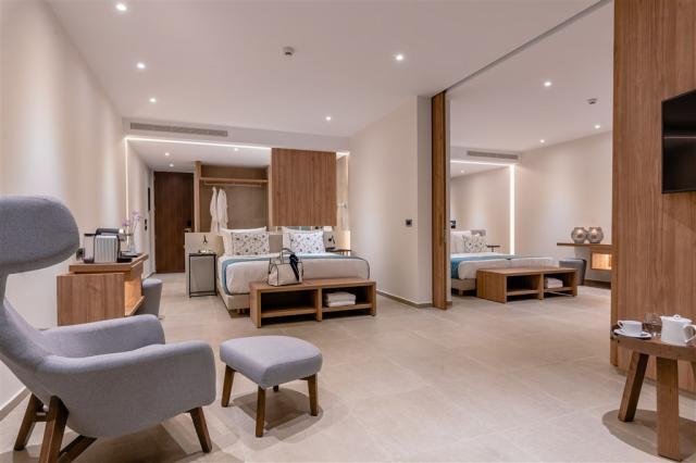 2-Bedroom Suite 1.jpg