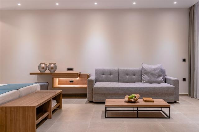 2-Bedroom Suite 2.jpg