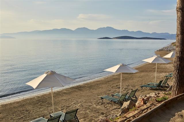 private beach candia 02.jpg