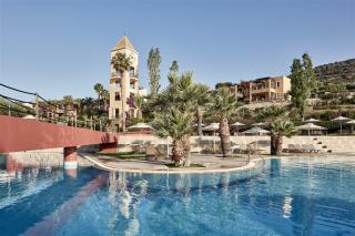 Candia Park Village