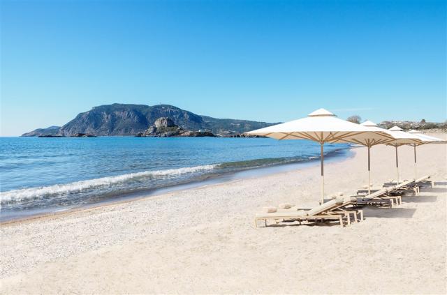 IKOS ARIA BEACH.jpg