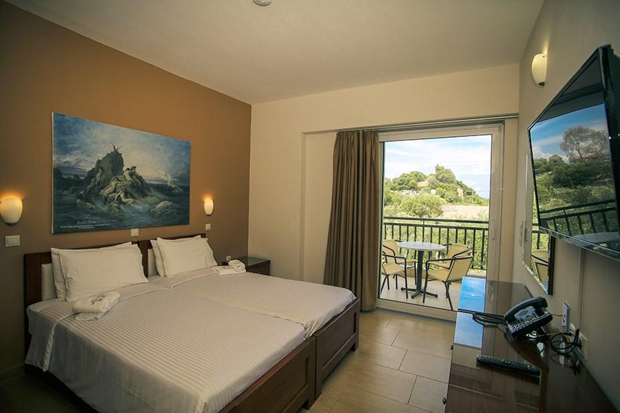 superior-rooms-halkidiki.jpg