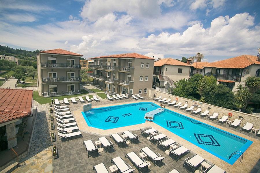 family-hotel-halkidiki-royal.jpg