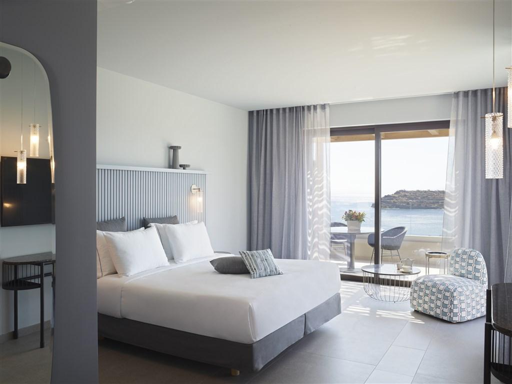 Premium Room with Private Pool – Sea View 1.jpg