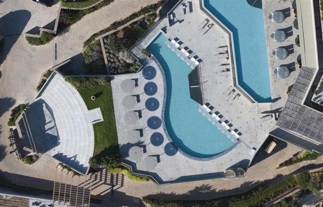 SwimmingPool- MainPool-Amphitheatre East Side TopDown.jpg
