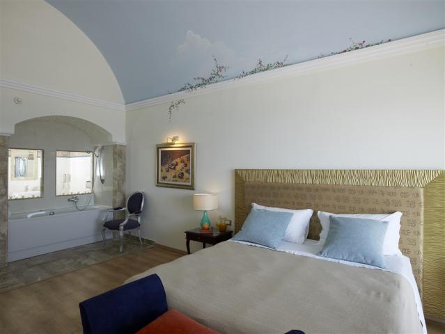 Superior Suite Sea View (4).jpg