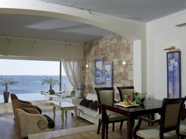 Ambassador Beach Villa with Pool - 2 Bedroom (3).jpg