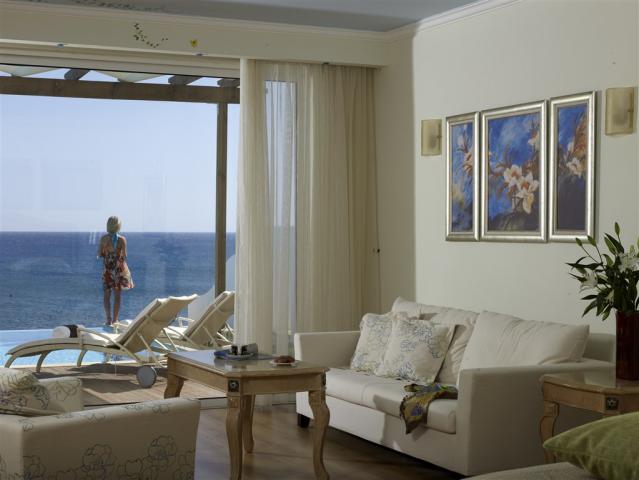 Platinum Beach Room Sea View with Pool.jpg