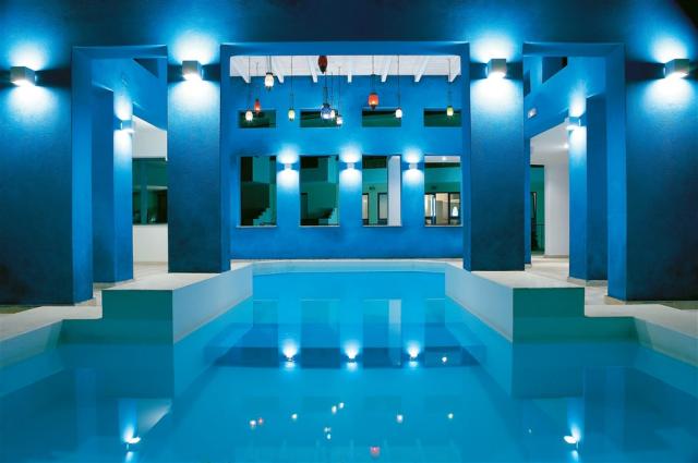 14-Rediscover-your-Senses-and-Rest-Your-Mind-at-the-Heated-Spa-