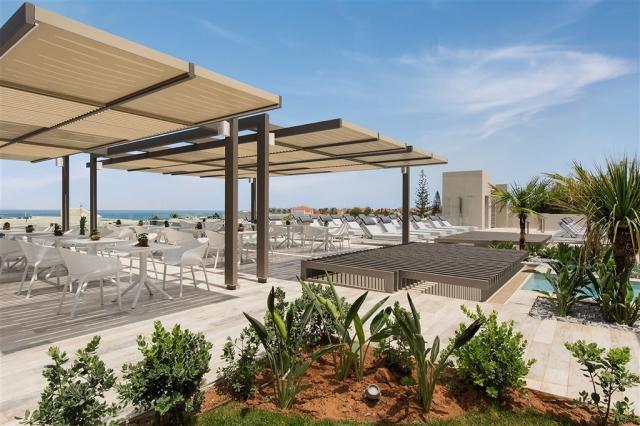 atlantica-amalthia-beach-hotel-snack-bar.jpg