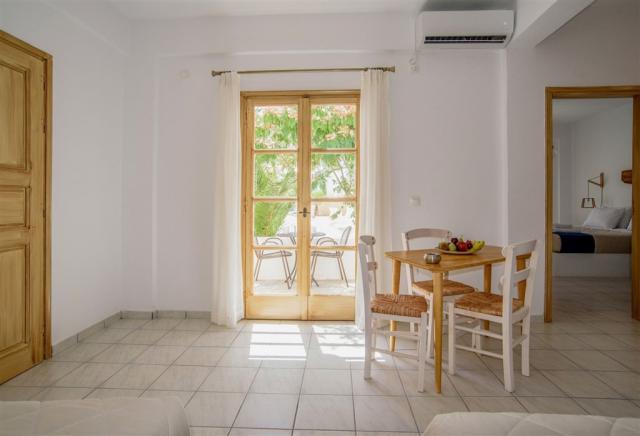 accomodation (11).jpg