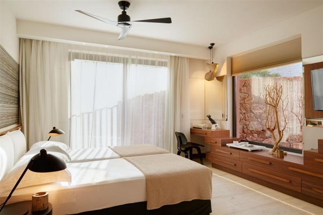 Residence-Bedroom.jpg