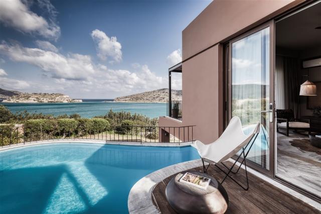 Premium Suite Private Pool.jpg