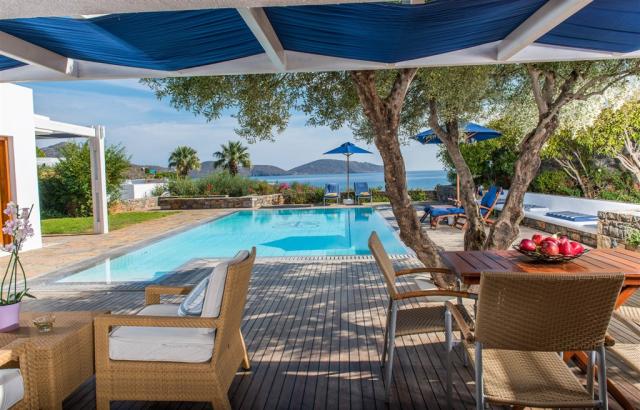 grand villa sea view private heated pool.jpg