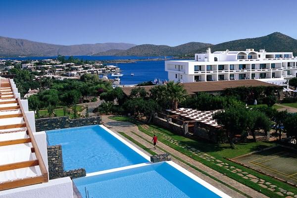 luxury room sea view sharing a heated long pool 2.jpg