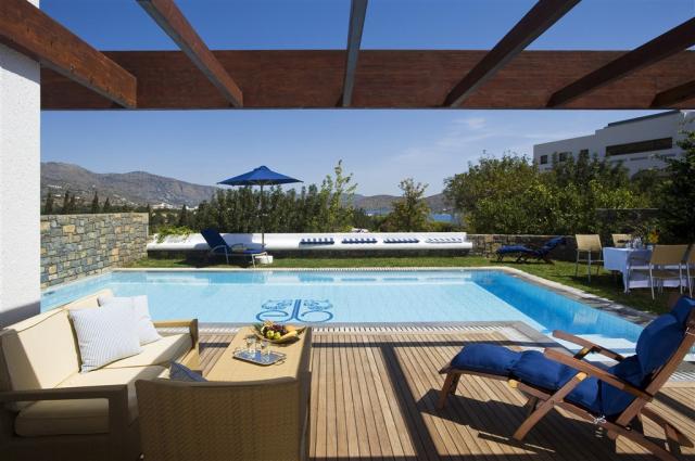 family residence with private pool 1.jpg