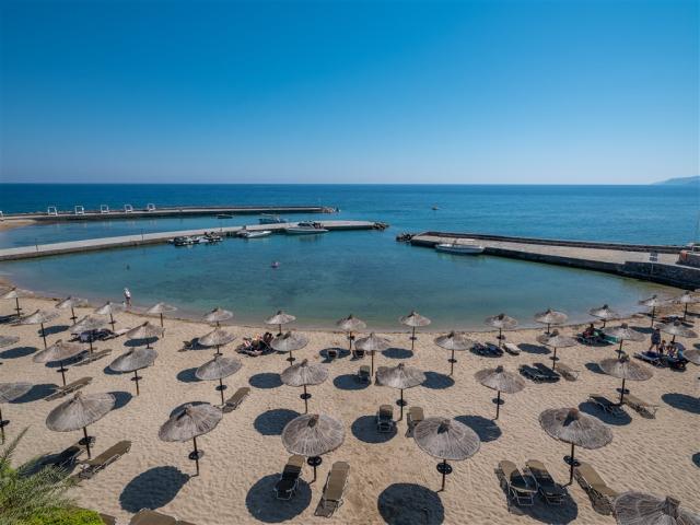 Nana Beach