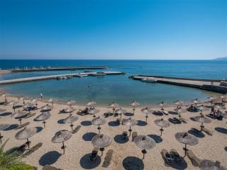 Nana Beach