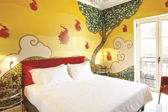11.Family-Graffiti-Guestrooms-in-Athens-5.jpg