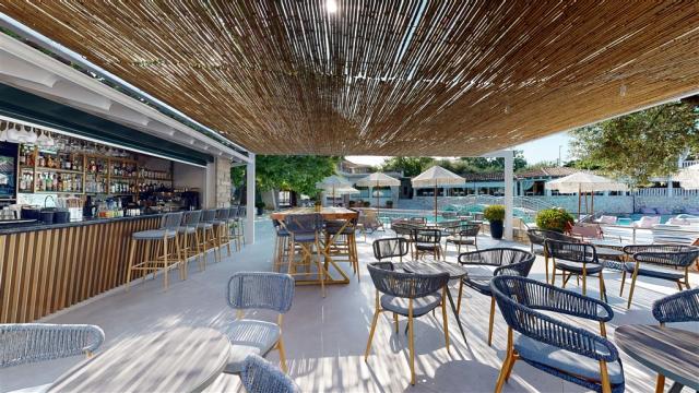 acrotel-reception-11.jpg