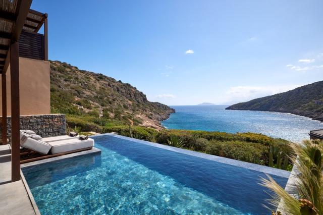 DC_TC_Suite_PremiumOneBedroom_Pool_Outdoor_04.jpg