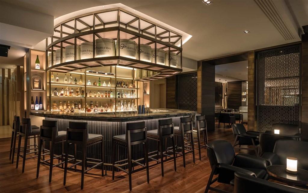 Matsuhisa-Restaurant-Bar-final-1920x1201-s.jpg