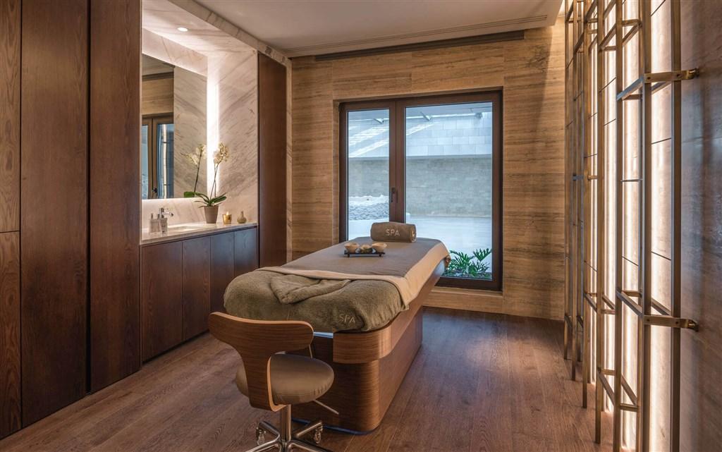 Spa-Single-Treatment-Room-1920x1201.jpg