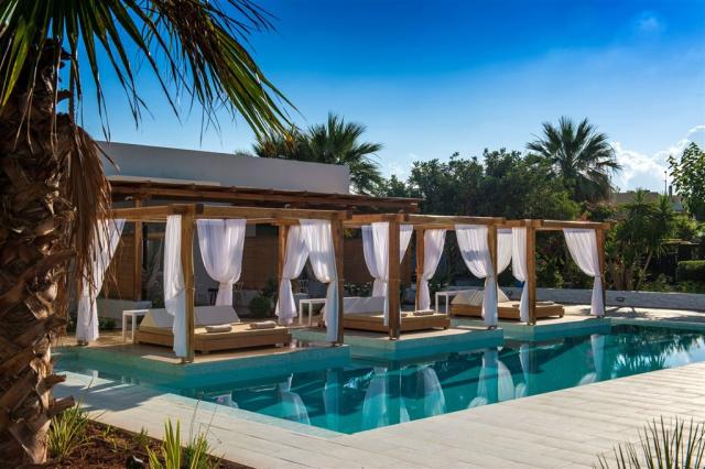 gazebo_swim_up_1-lifestyle-beach-resort.jpg
