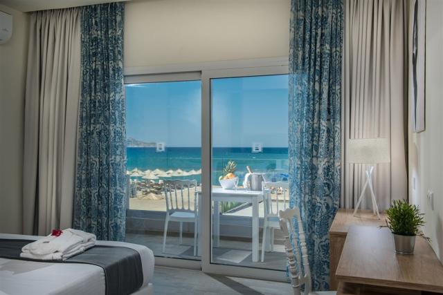 jr_suite_1-lifestyle-beach-resort.jpg